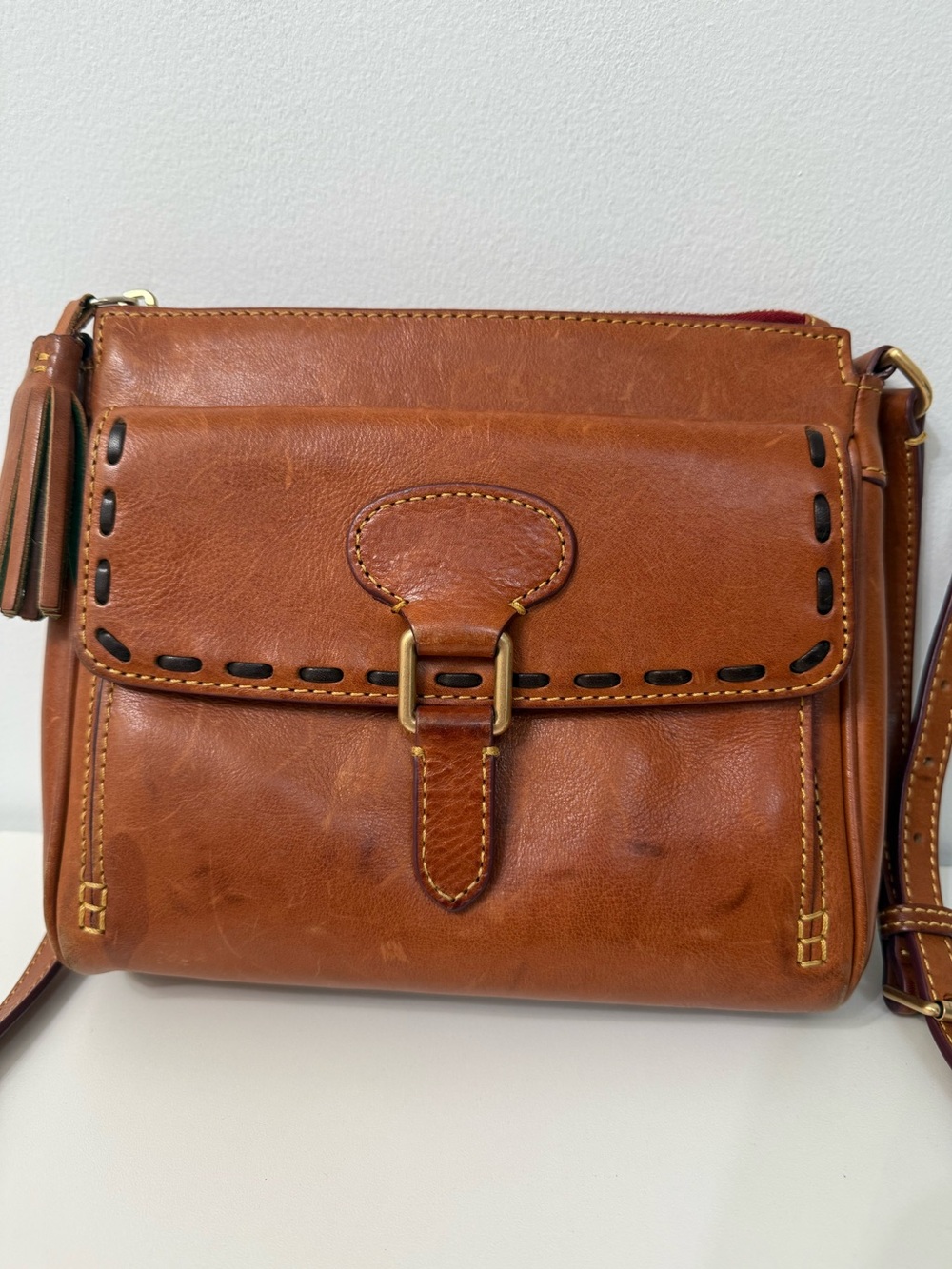 Dooney & Bourke Florentine Pocket Crossbody Brown Cognac Distressed Leather - Picture 3 of 16